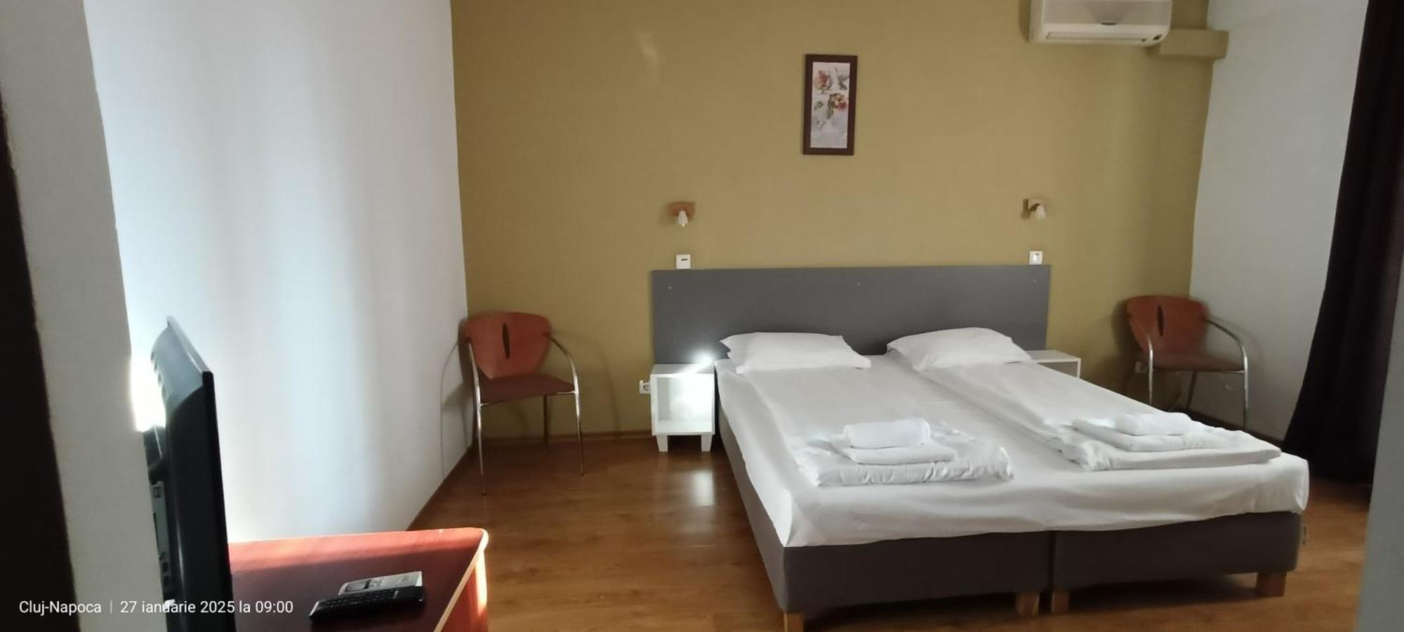 Hotel Liliacul Kolozsvár Kültér fotó